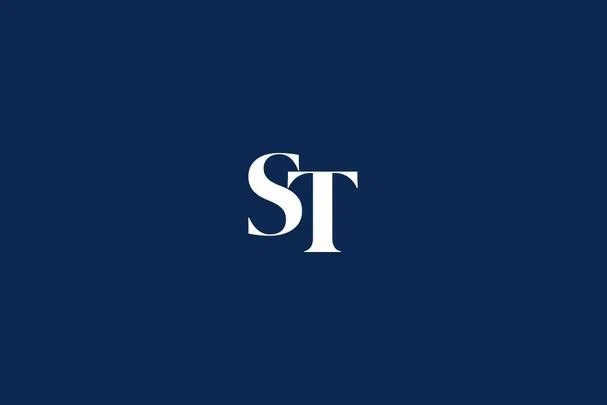 Iran prevents entry of U.S. warships into Strait of Hormuz, Navy says