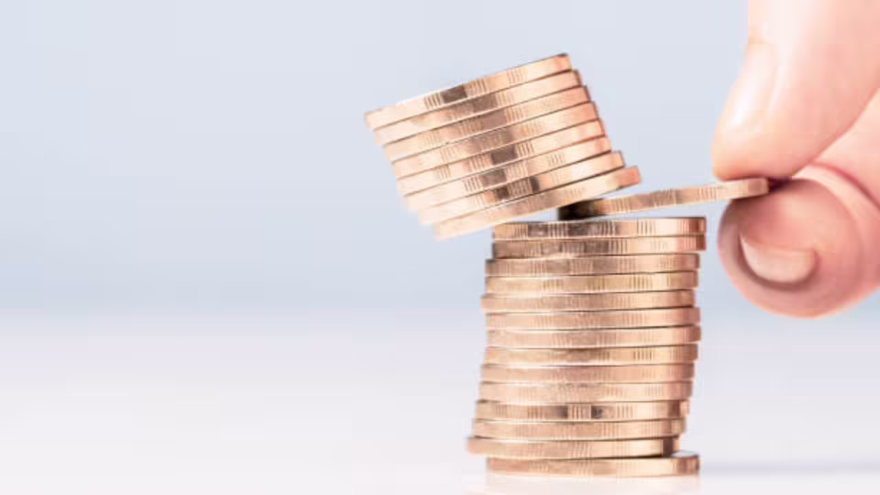Global jitters keep FPIs on edge, Rs 14,231 crore pulled out in May