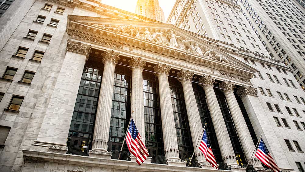Nasdaq Falls as Micron, Sandisk Lead Tech Slide